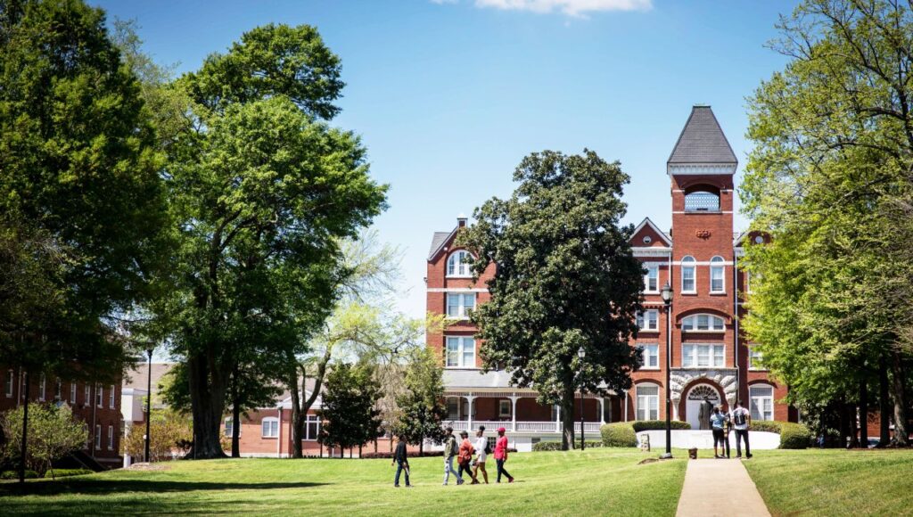 Morehouse College Partners with OculusIT for 24×7 IT Helpdesk services